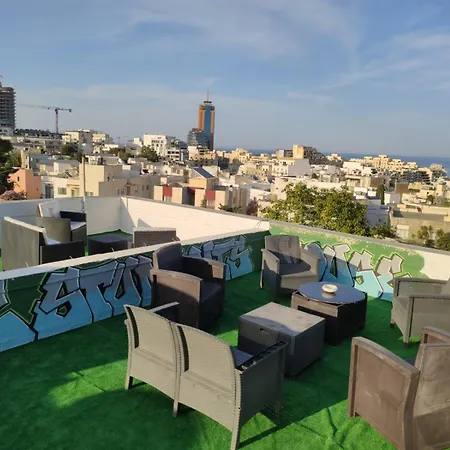 אכסניה The Students House Saint Julian's